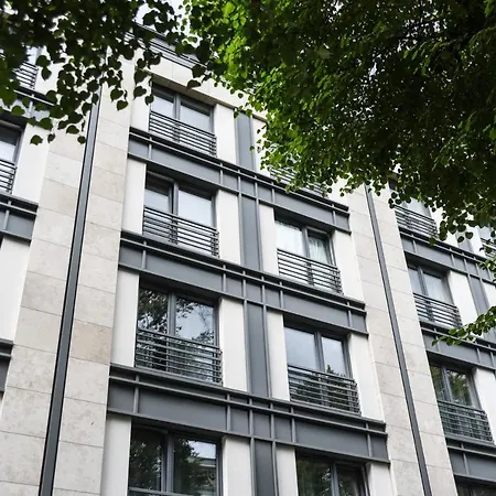 Flat 10 In The Old Town, 2 Bedrooms, Underground Parking Apartment