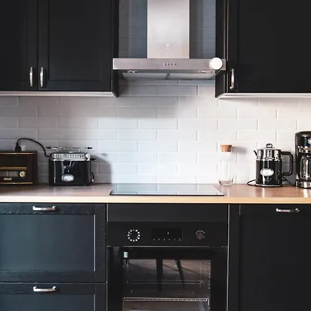 Flat 10 In The Old Town, 2 Bedrooms, Underground Parking * Estetino