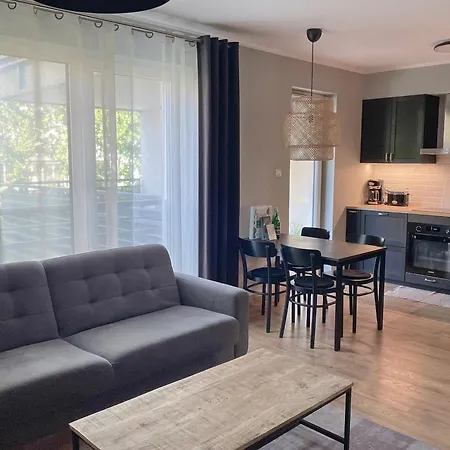 Flat 10 In The Old Town, 2 Bedrooms, Underground Parking