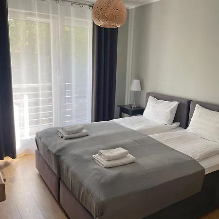 Flat 10 In The Old Town, 2 Bedrooms, Underground Parking شقة