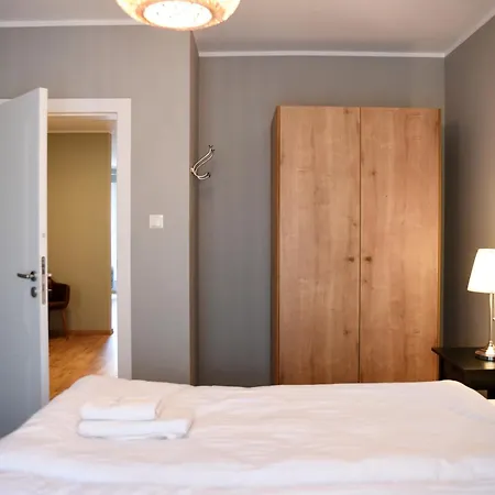 Flat 10 In The Old Town, 2 Bedrooms, Underground Parking Στσέτσιν