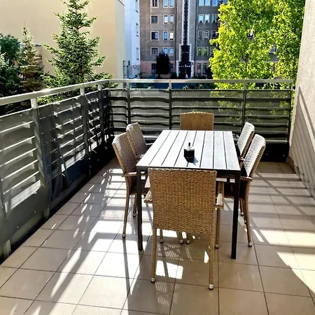 Flat 10 In The Old Town, 2 Bedrooms, Underground Parking Στσέτσιν
