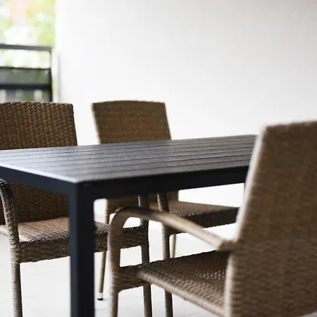 Flat 10 In The Old Town, 2 Bedrooms, Underground Parking Διαμέρισμα