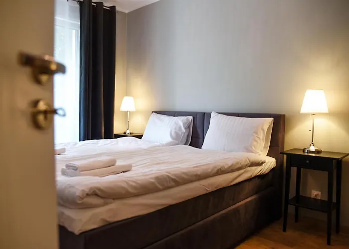 Flat 10 In The Old Town, 2 Bedrooms, Underground Parking شقة