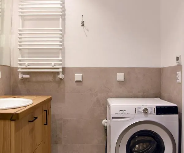 Flat 10 In The Old Town, 2 Bedrooms, Underground Parking Apartamento *