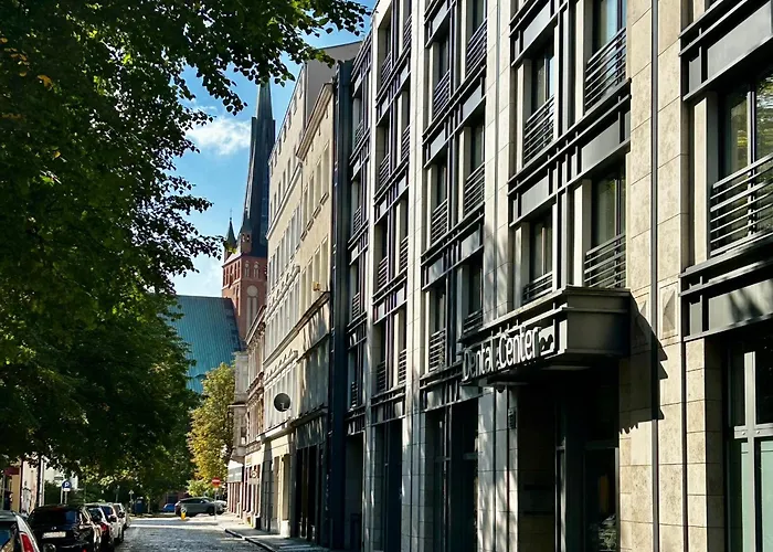 Flat 10 In The Old Town, 2 Bedrooms, Underground Parking شقة