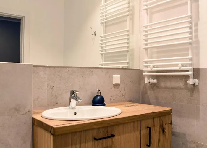 Flat 10 In The Old Town, 2 Bedrooms, Underground Parking