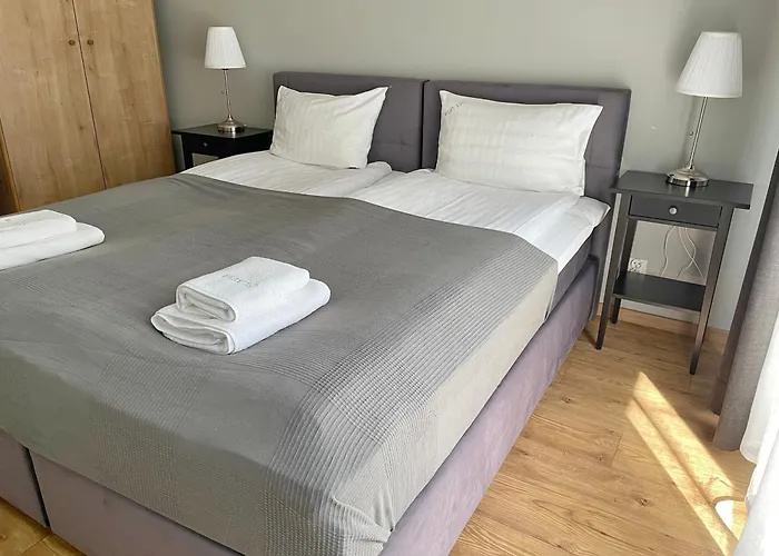 Flat 10 In The Old Town, 2 Bedrooms, Underground Parking Apartamento